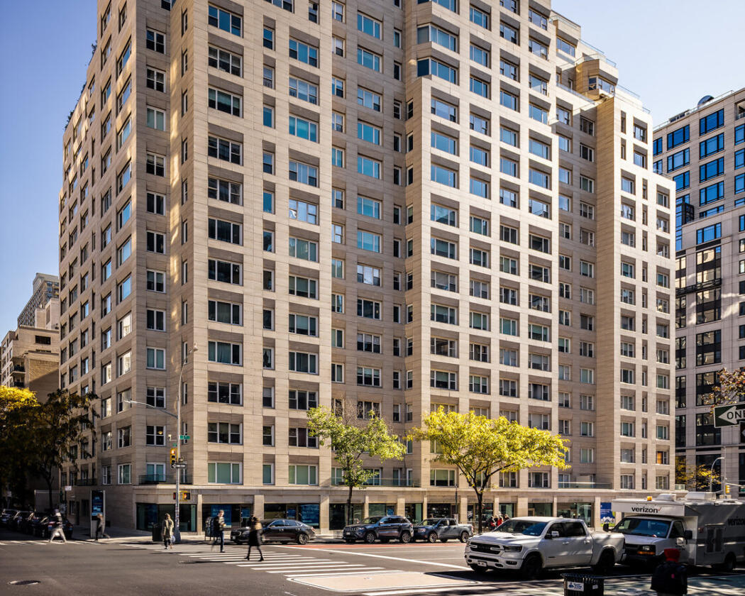 201e79st rawlings cover1 2024 12 07 212543 ukhq2