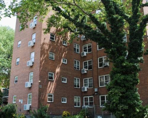 NYCH Awoodside ext vertical1
