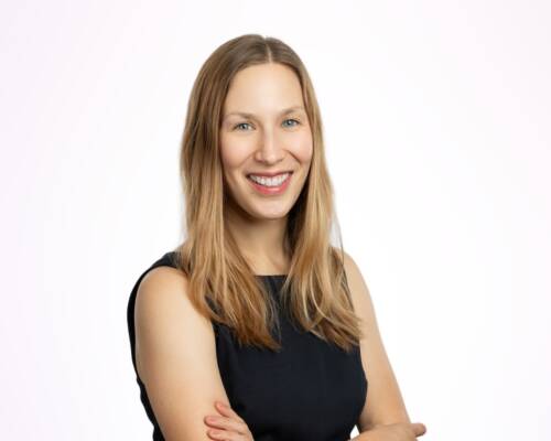 Kate Reggev Headshot