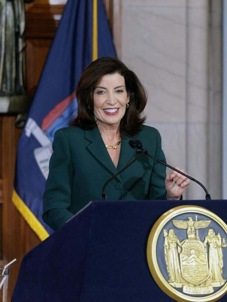 Hochul lectern